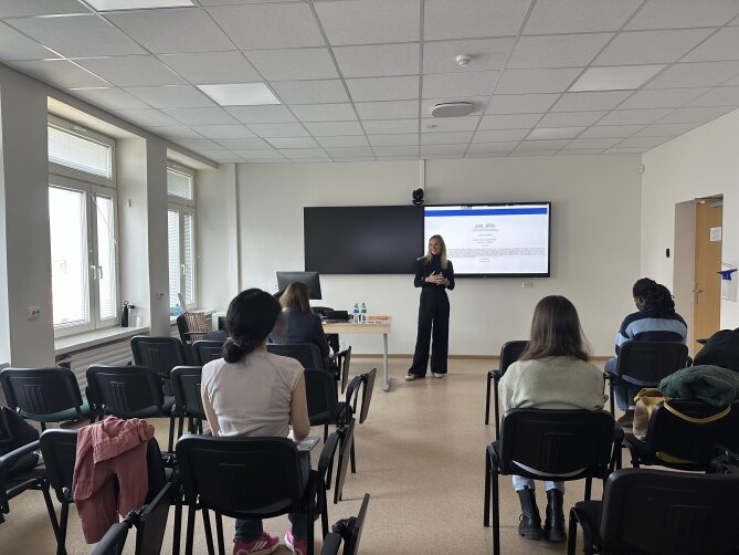 MRU studentams – paskaita apie pranešėjų apsaugą globalių iššūkių kontekste